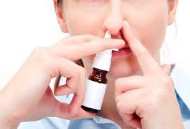 Khi nào dùng thuốc xịt mũi họng?